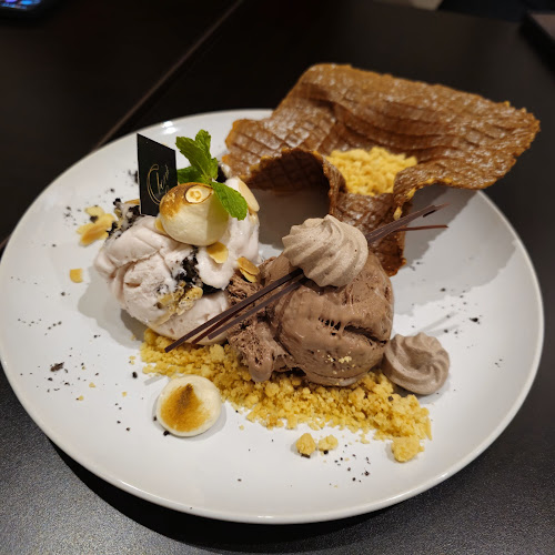 Cest Si Bon Ipoh - Gastronomi dan perhotelan