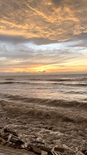 De Tanjong - Gastronomi dan perhotelan