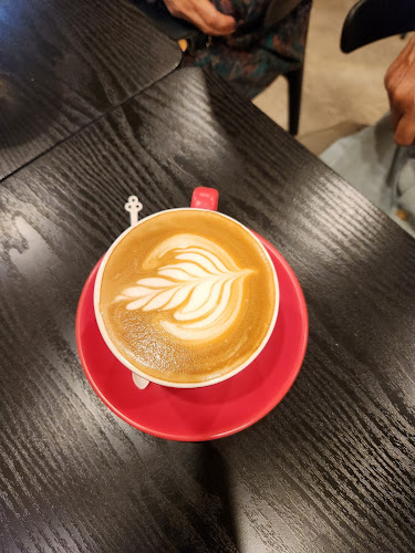 Indulge By Coco Cafe - Gastronomi dan perhotelan