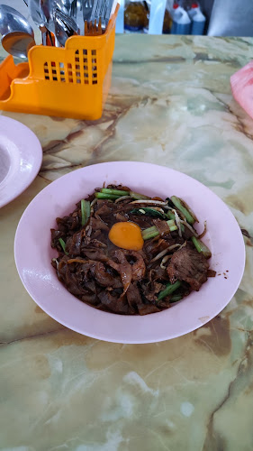 Kedai Makanan Dua Belas - Gastronomi dan perhotelan