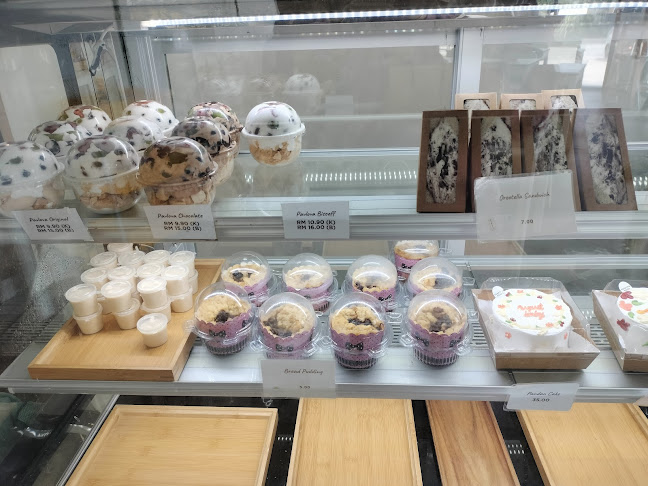 SEGITIGA by Dunyut Munchies