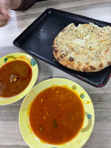 De' Tandoor - Gastronomi dan perhotelan