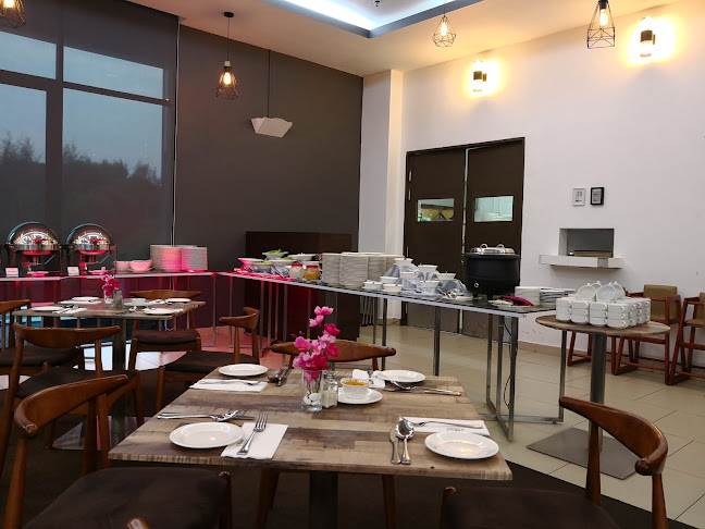 Persiaran Waterfront, Kampung Bahasa Kapor, 71000 Port Dickson, Negeri Sembilan