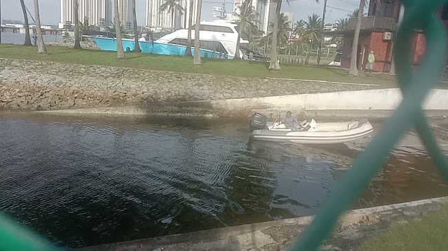 Opinii despre KFC Petron Kg Raja Besut în Besut - Gastronomi dan perhotelan