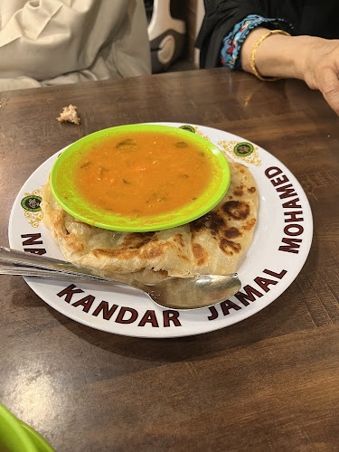 Sup Haji Abu & Nasi Kandar Jamal Mohamed (Bawah Pokok) (KLCC)