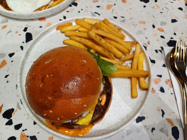 POKOK LaLaport - Kuala Lumpur