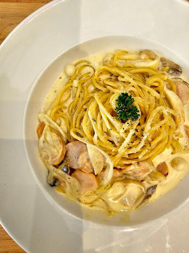 Rainy Corner 雨鄉 • 咖啡 - Gastronomi dan perhotelan