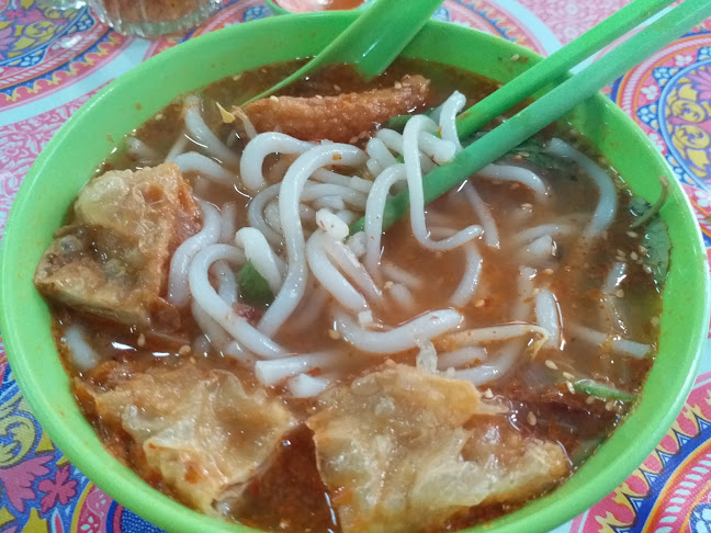 Chop Kheng Bee Kopisan Kedai Gomok 瓊美咖啡店 - Gastronomi dan perhotelan