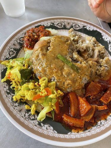 Opinii despre Gerai Nasi Lamuni în Bagan Serai - Gastronomi dan perhotelan