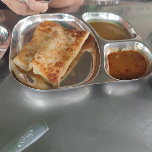 Opinii despre Famous Mama în Bintulu - Gastronomi dan perhotelan