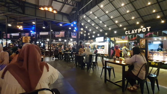 Opinii despre Lepak Luu Food Court în Kuantan - Gastronomi dan perhotelan