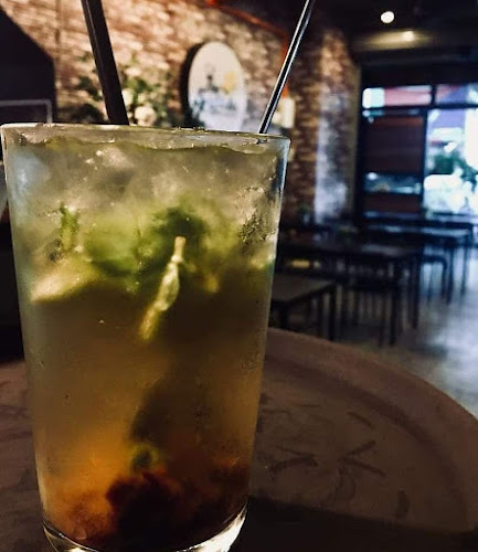 Comentarii opinii despre The Substitutes HQ