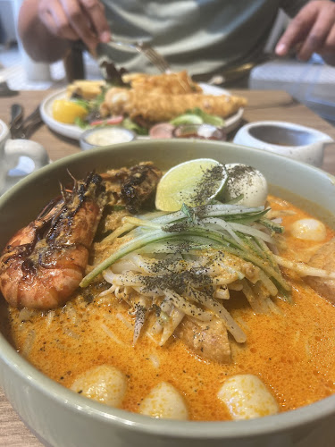 POKOK LaLaport - Gastronomi dan perhotelan