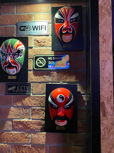 Comentarii opinii despre FULL MOON CAFE