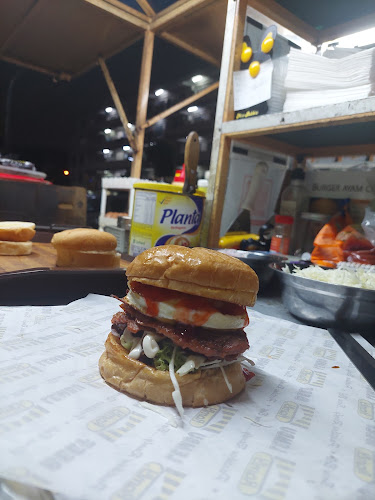 Opinii despre Man Unclehussien Burger în Subang Jaya - Gastronomi dan perhotelan