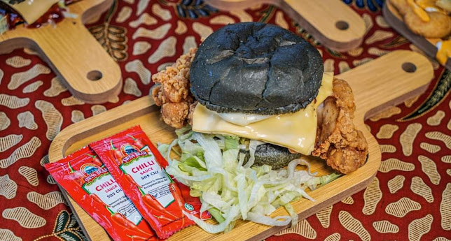 WanAlif Burger - Kampung Tersusun Tasik ( Bercham )