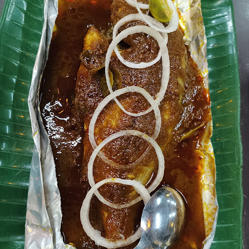 Cucu Raja Ikan Bakar - Besut