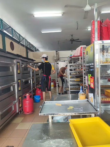 Comentarii opinii despre Asia Catering & Confectionery (Siew Pow Master)