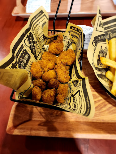 8, Jalan Besar, 25000 Kuantan, Pahang