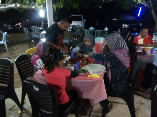 Syed Hairol Tomyam Seafood