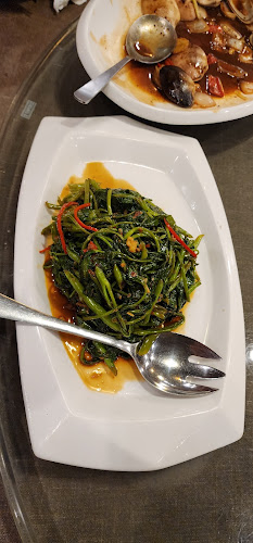 Opinii despre Restoran Jeti în Kota Kinabalu - Gastronomi dan perhotelan