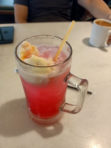 Opinii despre Hometown Hainan Coffee PUCHONG în Puchong - Gastronomi dan perhotelan