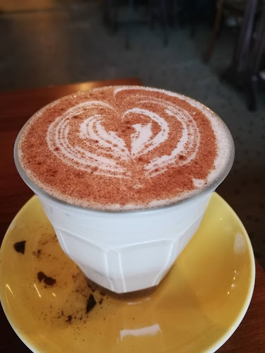 Rekindle - Gastronomi dan perhotelan