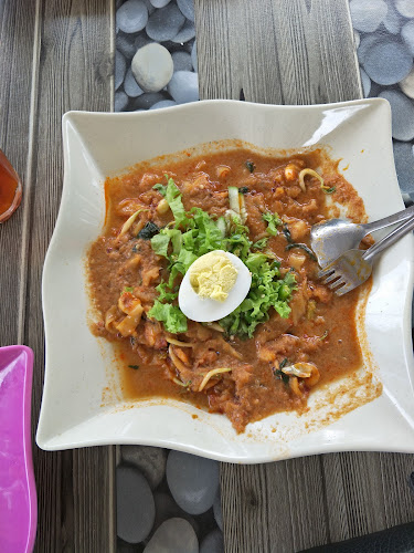 Comentarii opinii despre Cik Aya Laksa Ketam & Udang Lipan