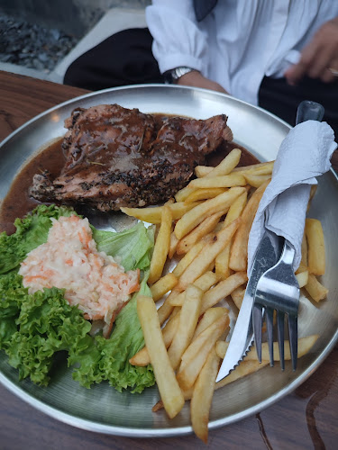 Opinii despre Pintu Sepuloh Cafe în Alor Setar - Gastronomi dan perhotelan