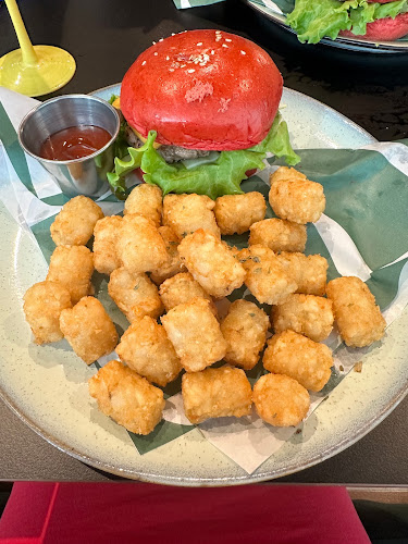 Opinii despre V88 Cafe & Bar Starhill în Kuala Lumpur - Gastronomi dan perhotelan