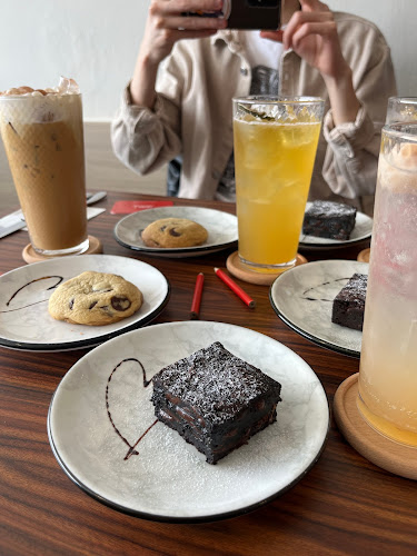 54, Jalan SS 21/62, Damansara Utama, 47400 Petaling Jaya, Selangor