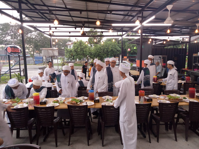 Comentarii opinii despre D'ilham Seafood 1