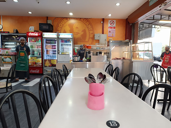 Farouk Maju Restaurant - Gastronomi dan perhotelan