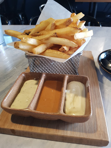 Opinii despre Faculty of Caffeine în Johor Bahru - Gastronomi dan perhotelan