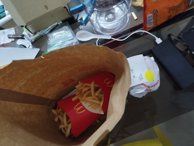 Opinii despre McDonald's Kampar DT în Kampar - Gastronomi dan perhotelan