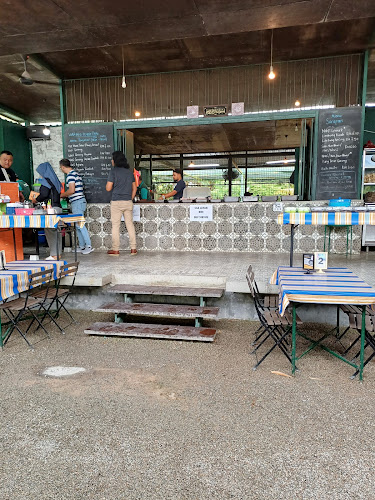 Opinii despre Warung • Edible Park în Iskandar Puteri - Gastronomi dan perhotelan