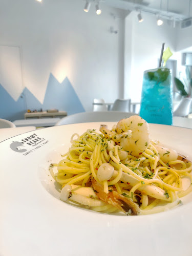 Snowy Bears Restaurant - Gastronomi dan perhotelan