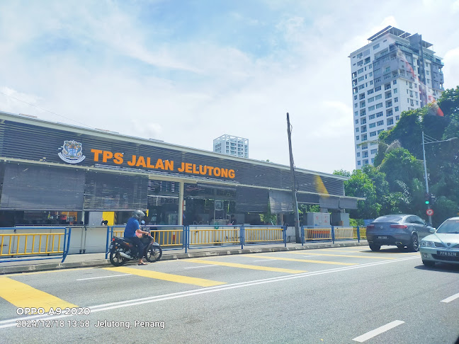 Jelutong Food Court