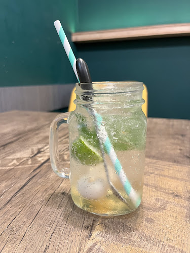 Vivo Pizza AEON Mall Bandaraya Melaka - Melaka