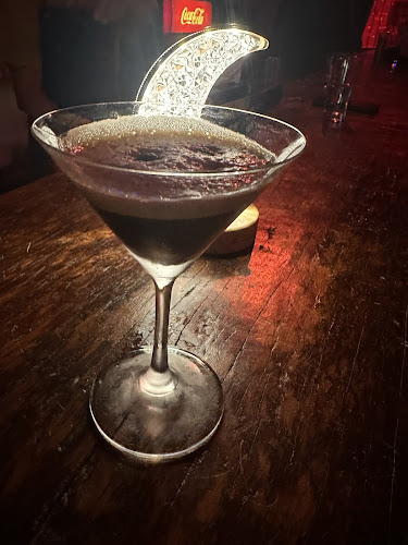 Her Room - Gastronomi dan perhotelan