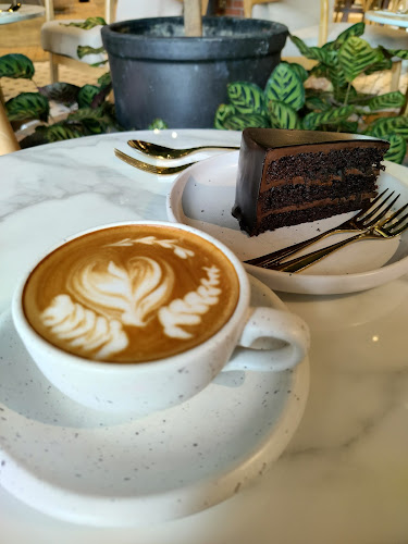 Opinii despre POKOK LaLaport în Kuala Lumpur - Gastronomi dan perhotelan