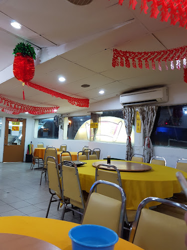 Robson Heights Seafood Restaurant - Gastronomi dan perhotelan