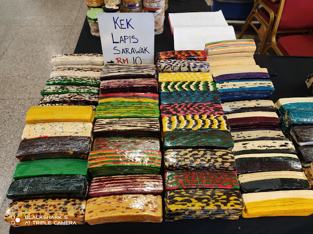 Opinii despre Kek Lapis Sarawak în Miri - Gastronomi dan perhotelan