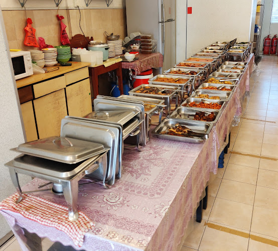 Kafe Lin's - Gastronomi dan perhotelan