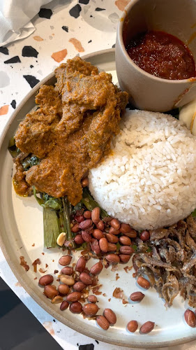 Opinii despre POKOK LaLaport în Kuala Lumpur - Gastronomi dan perhotelan