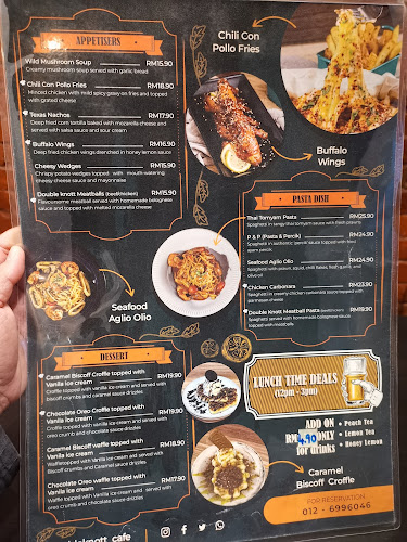 Comentarii opinii despre Double Knott Cafe