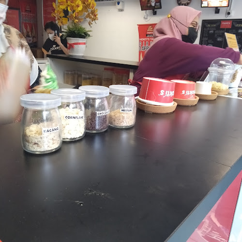 Mokti's Taiping (ice cream Gula Apong Sarawak) - Gastronomi dan perhotelan