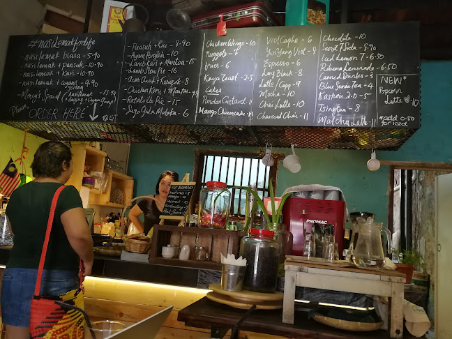 Comentarii opinii despre lima.tujoh Cafe & Guesthouse