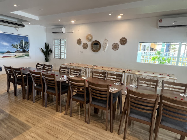 BUWA Cafe - Kuala Dungun