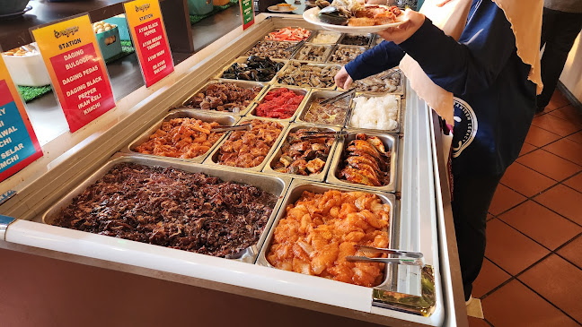 D'Kayangan Steamboat BBQ Buffet - Gastronomi dan perhotelan